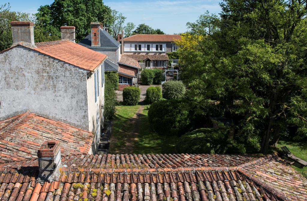 Maison d'hôtes Château De L'abbaye - Les Collectionneurs Moreilles